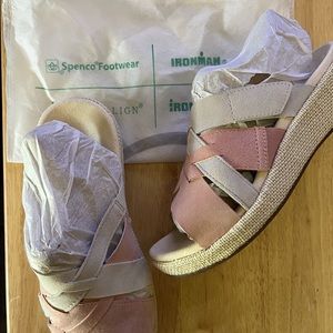 SPENCO Orthotic. Multi-Strap Slide Sandal-Memphis, Size 9 1/2W, Coral